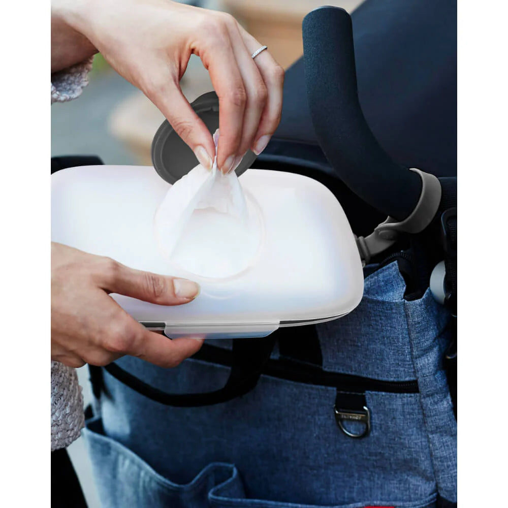 Skip Hop Grab & Go Snug Seal Wipes Case - Blush