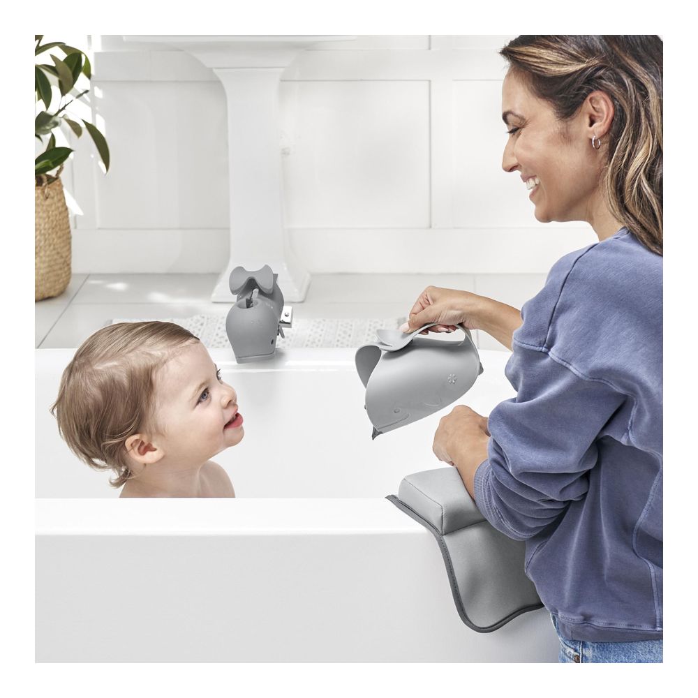 Skip Hop Moby Waterfall Bath Rinser Grey