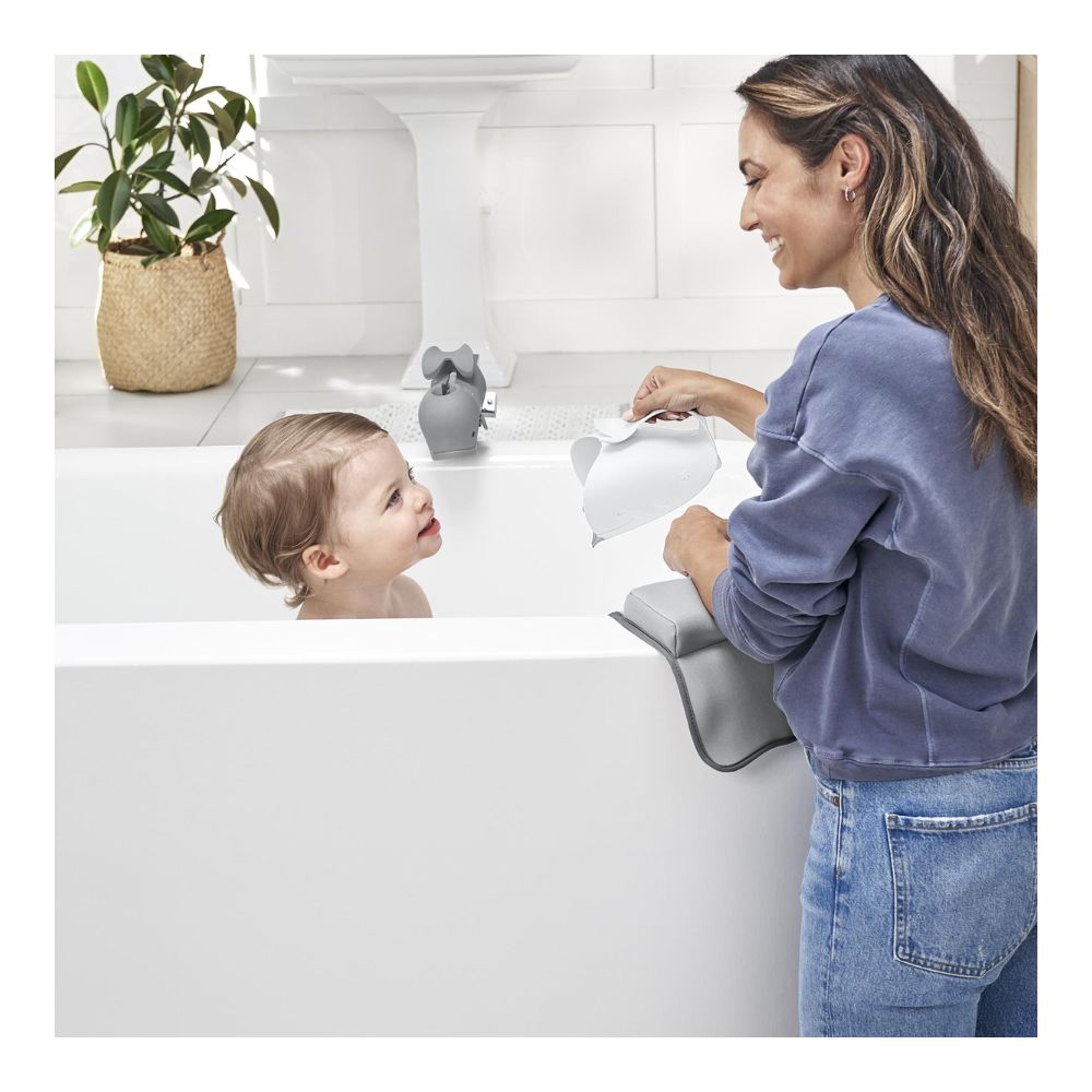 Moby Waterfall Bath Rinser - White