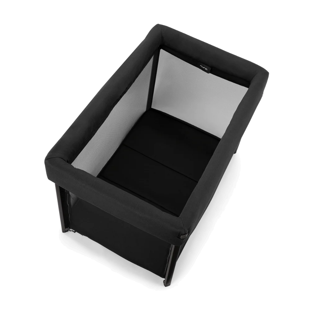 Paal Play Yard - Caviar