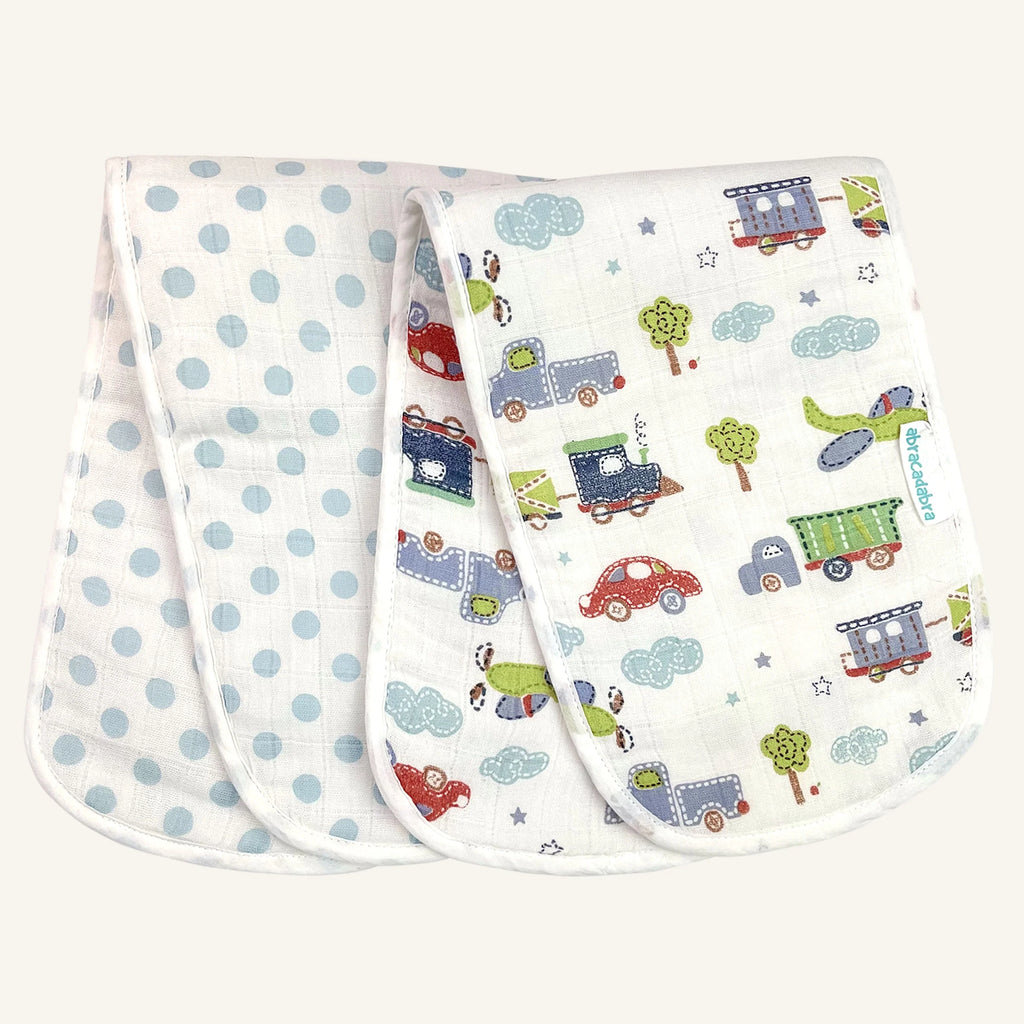 Abracadabra Muslin Burp Pad - Transport