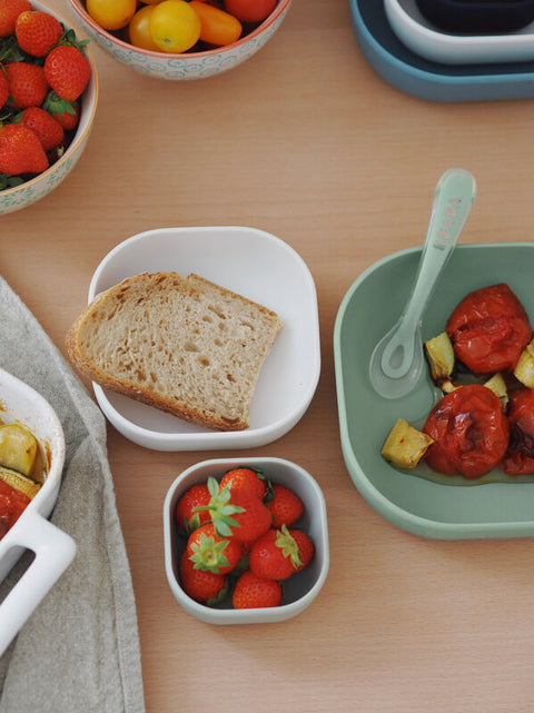 Silicone 3 piece nesting bowl set - Sage Green