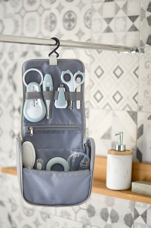 Nail Scissors green blue